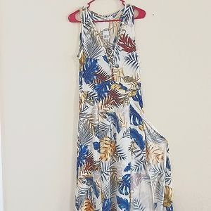 Leaf Print Peekaboo Dress
